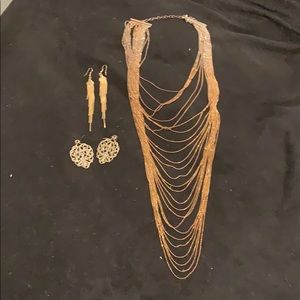 GOLD JEWELRY SET